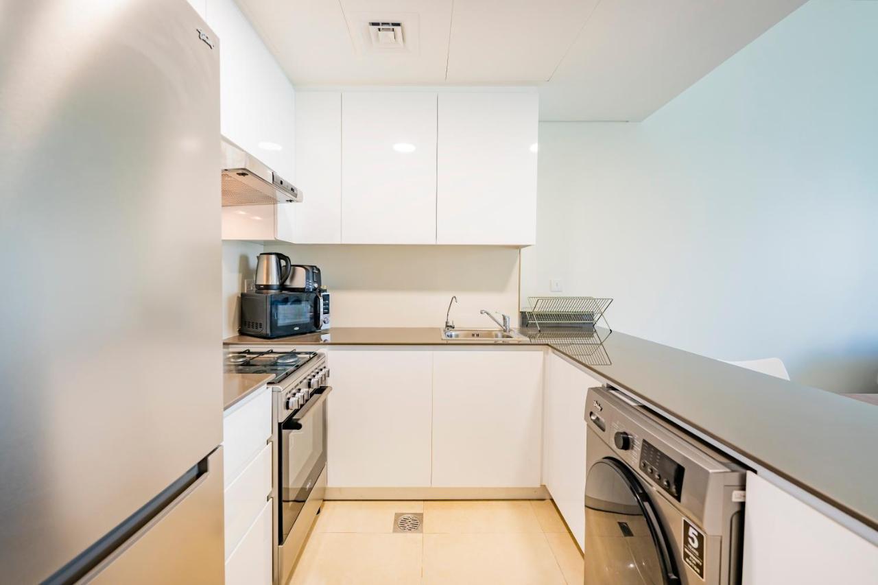 Expo Village Serviced Apartments Dubai Exterior foto